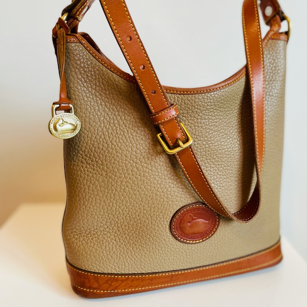 Vintage Dooney & Bourke Pebbled Leather Taupe Bag